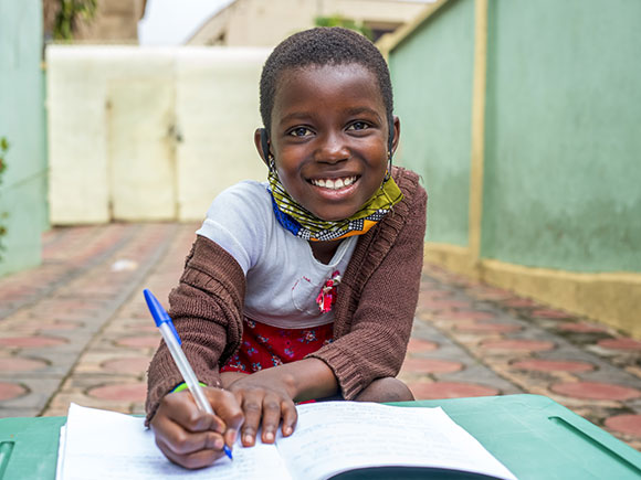 Afrika’da Eğitime Destek: Bizimle Geleceği Şekillendirin